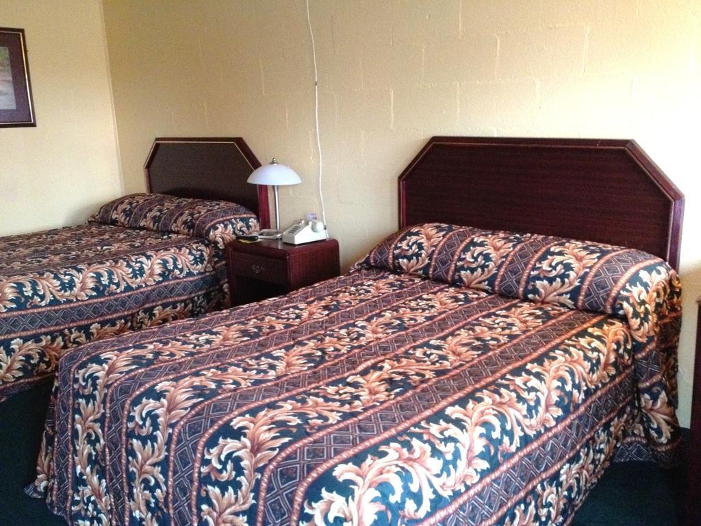 Holiday Motel Hugo Ruang foto